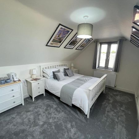 Stretham The Top Floor מראה חיצוני תמונה